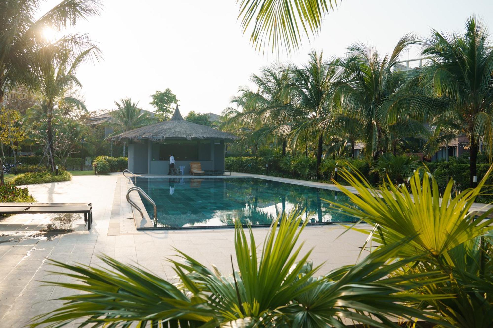 Kosmos Apart Hotel Phu Quoc - Night Market & Walkin To Beach Buitenkant foto