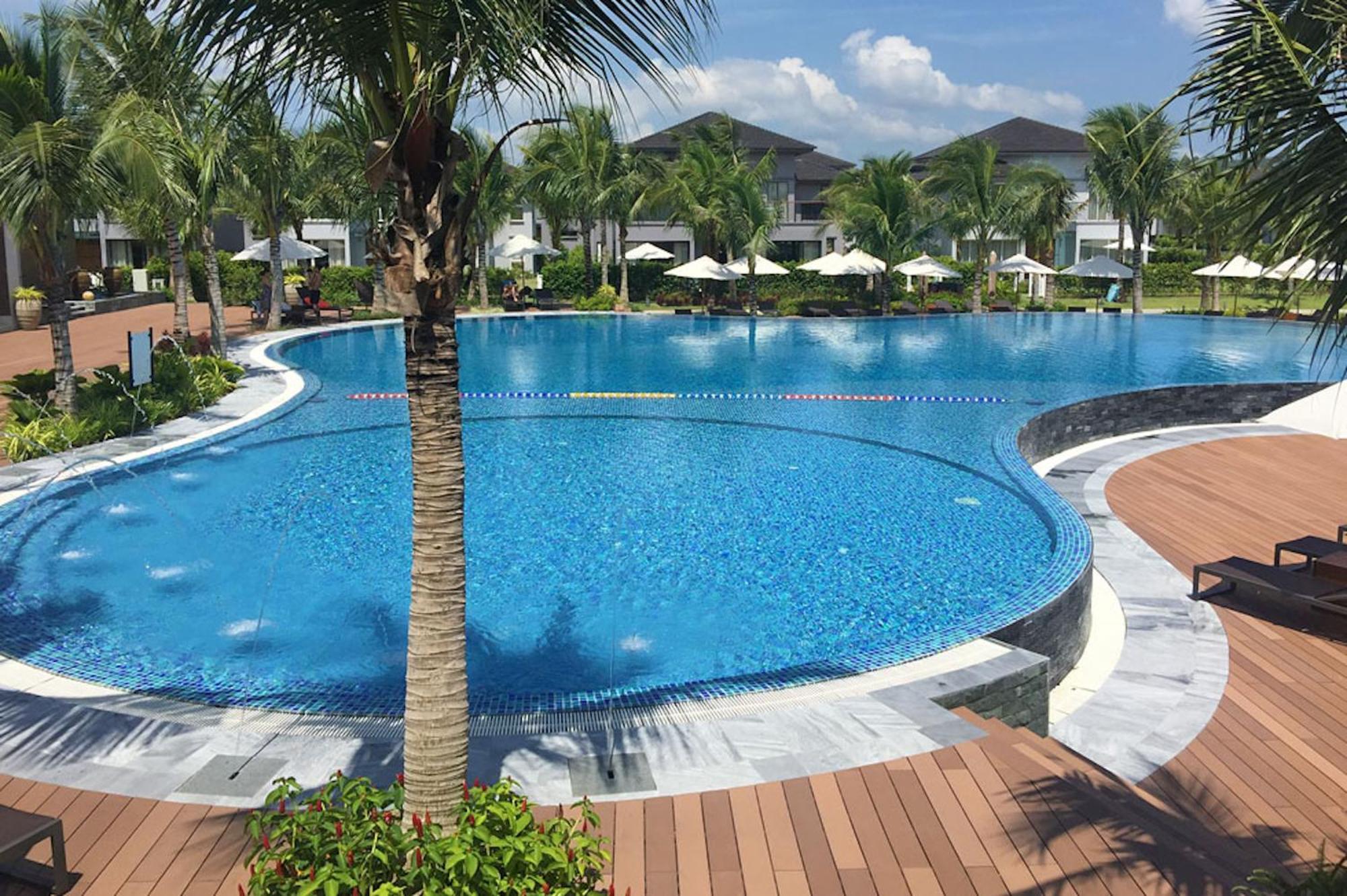 Kosmos Apart Hotel Phu Quoc - Night Market & Walkin To Beach Buitenkant foto